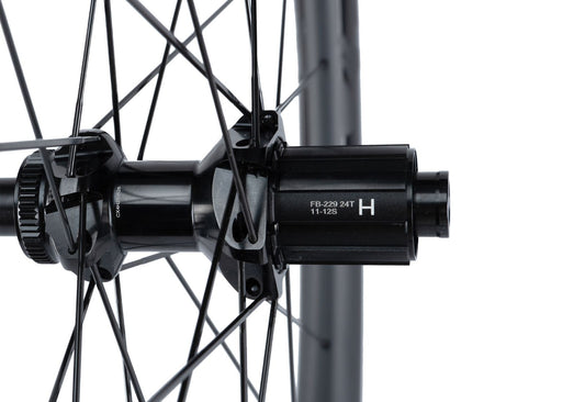 SET RUEDAS EQUINOX CARBON GRAVEL MODELO GRX 38 DISC